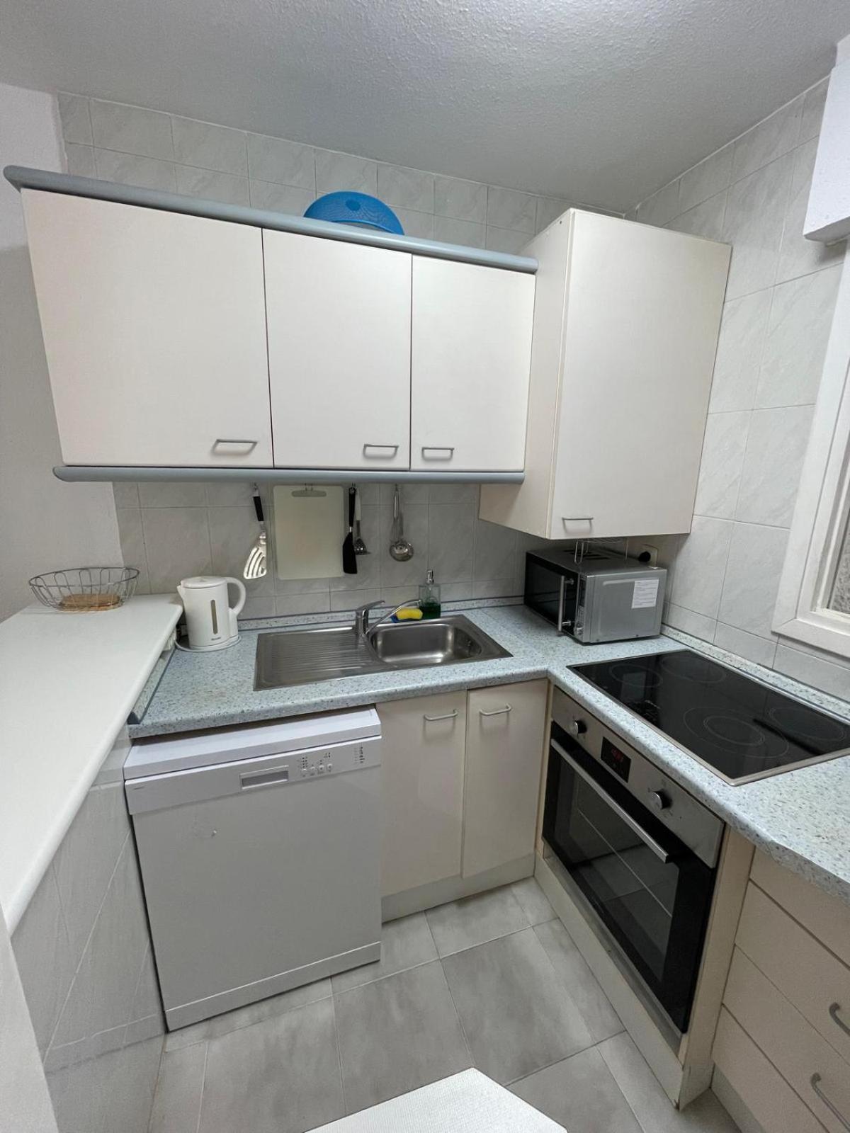 Villa Mare - 2 Beds With Balcony, Patio And Pool And Direct Park Access Murcia Exterior foto
